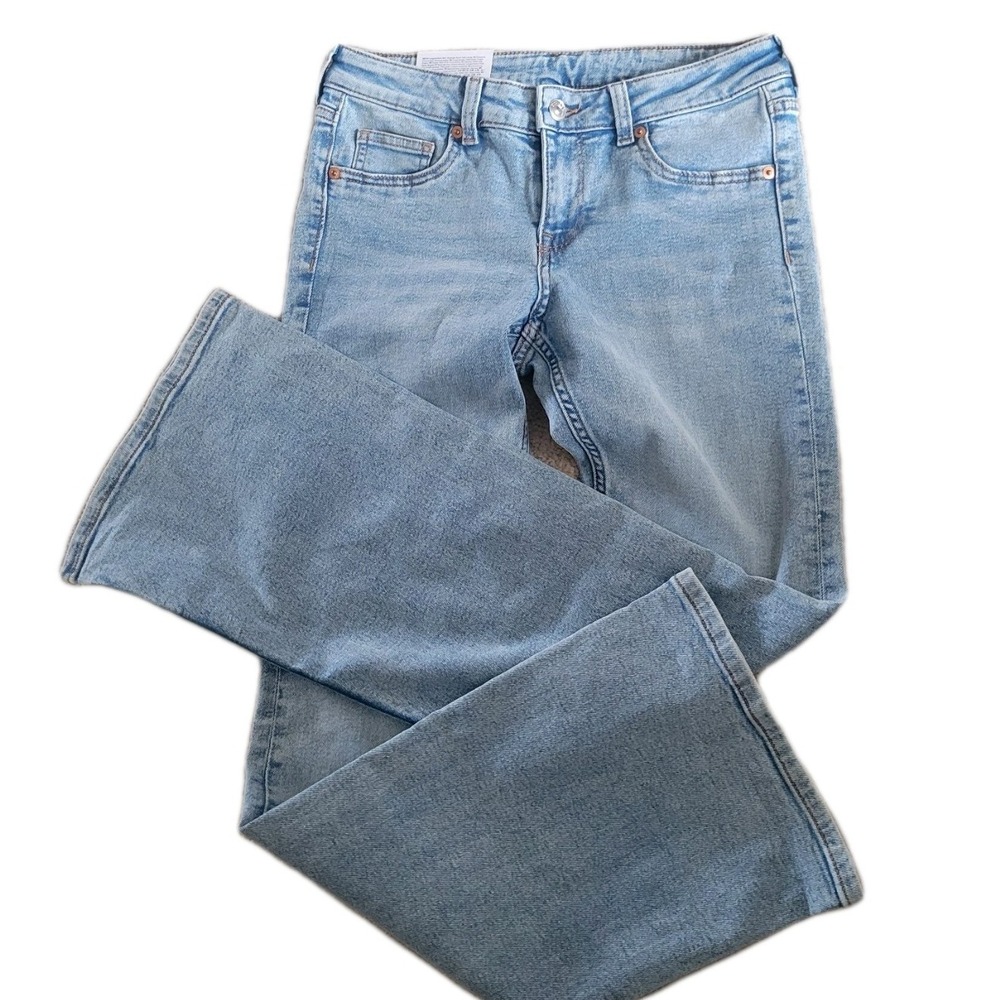 H&M Divided Women's Flare Jeans Size 6 Light Blue Low Rise Bootcut Denim NWT‎